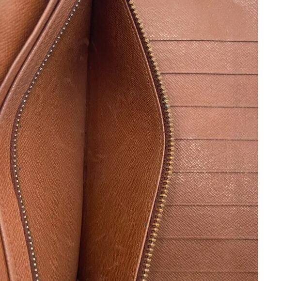 Louis Vuitton Vintage Brown Monogram Pochette Passport Travel Wallet - Picture 7 of 16